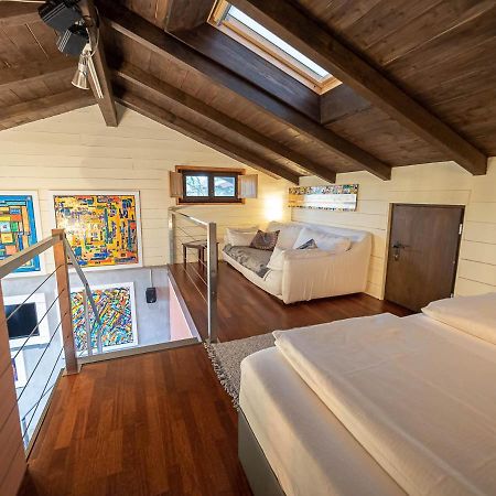 Kunst Im Loft Apartment Сион-Зеебрук Екстериор снимка
