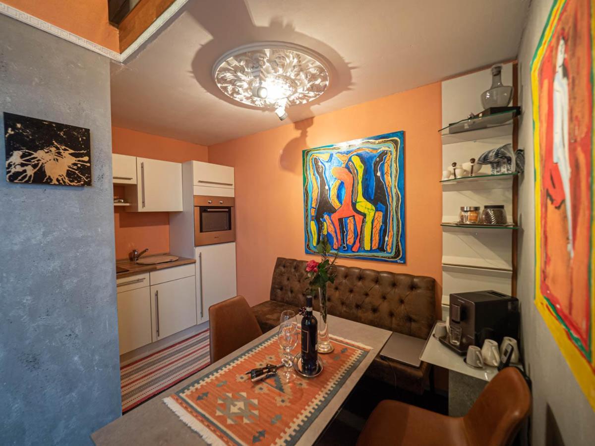 Kunst Im Loft Apartment Сион-Зеебрук Екстериор снимка