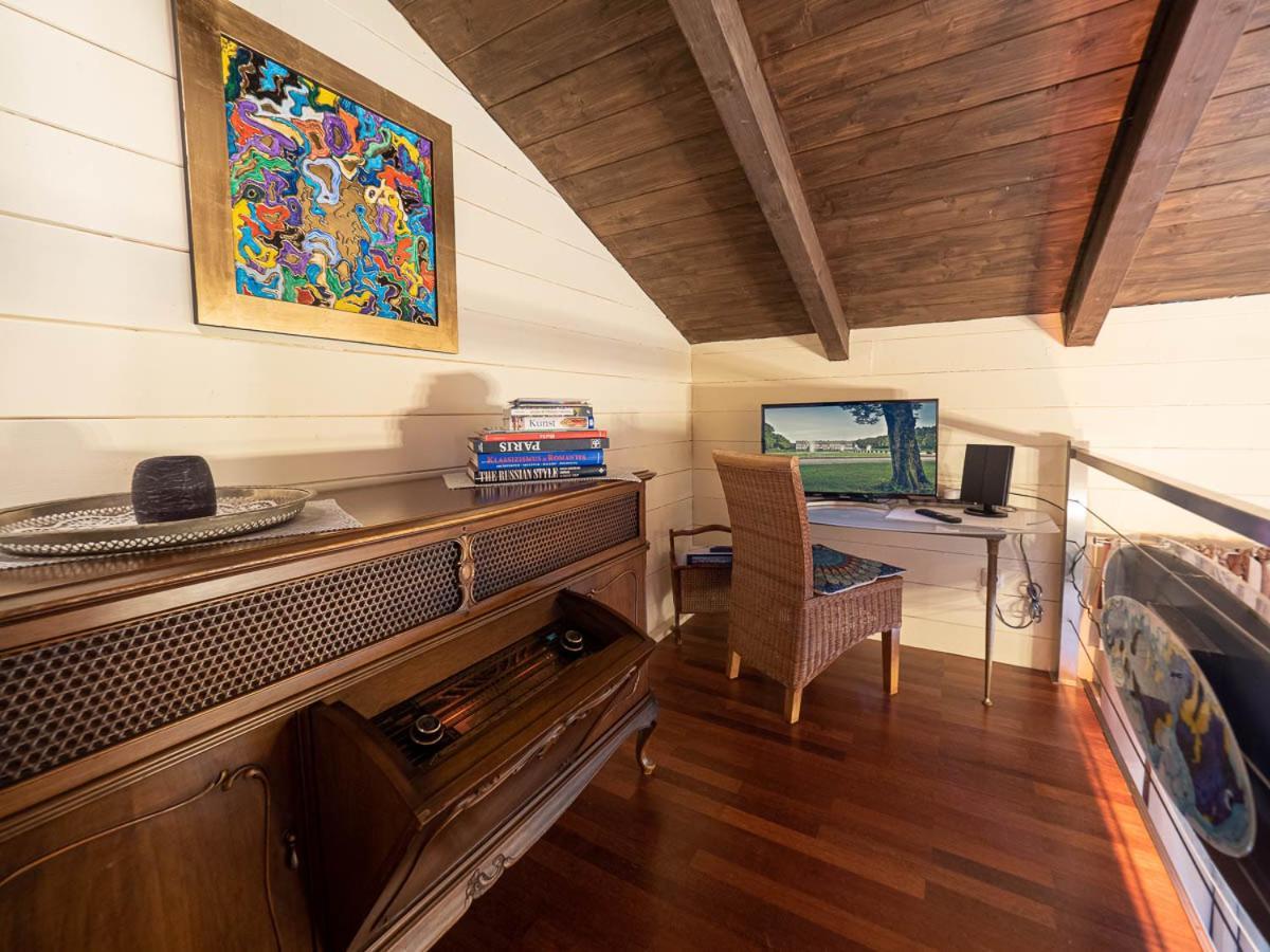 Kunst Im Loft Apartment Сион-Зеебрук Екстериор снимка